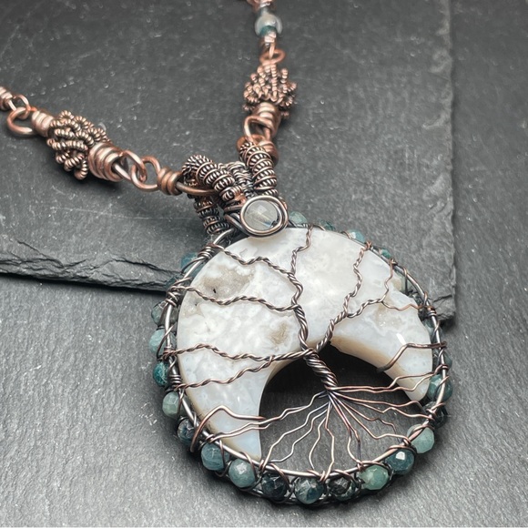 White Lace Agate Crescent Moon Tree Of Life Copper Wrapped Boho Necklace - Picture 6 of 16